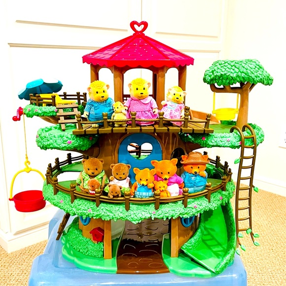 woodzeez Other - Li’l Woodzeez Family Treehouse with 12 woodzeez animals EUC